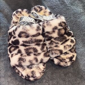 UGG Fluff Yeah Panther Stormy Grey Slide Slipper Women's Sz 6